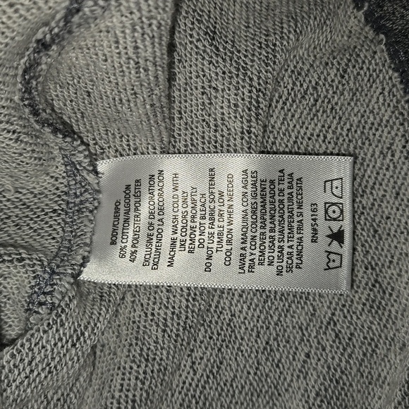 Calvin Klein Women's Cropped Sweatshirt Gray and White Size M - Picture 8 of 8